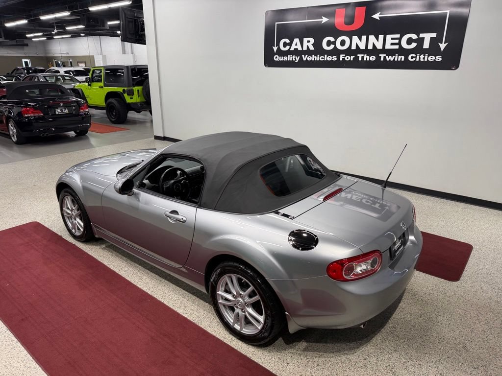 Used 2011 MAZDA MX-5 Miata Sport RWD image 69