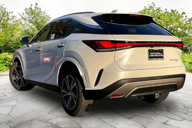 New 2026 Lexus RX 350h AWD/4WD image 3