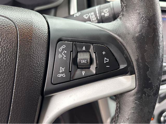 Used 2020 Chevrolet Sonic Premier FWD image 21