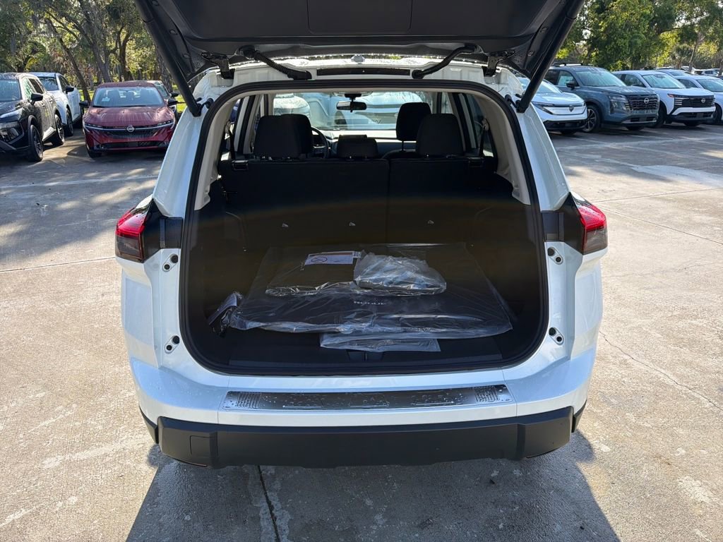 New 2026 Nissan Rogue SV image 30
