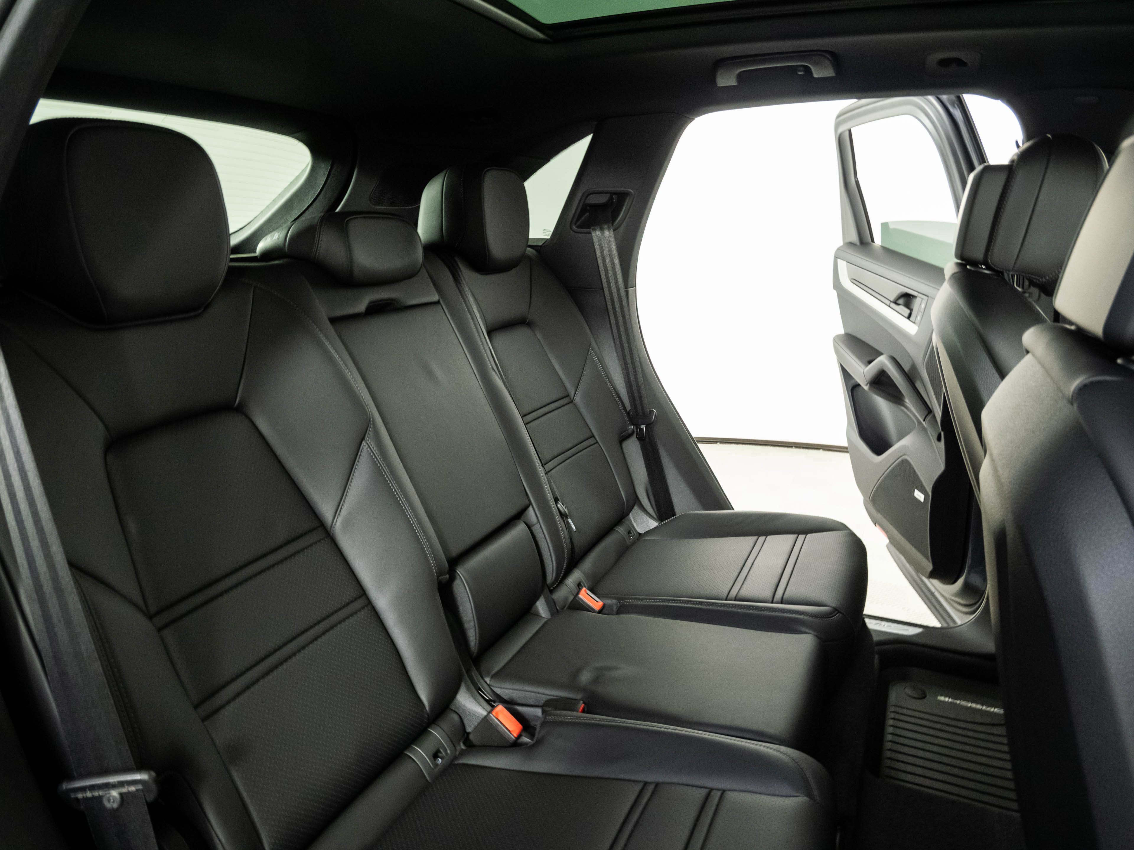 New 2026 Porsche Cayenne AWD/4WD image 23