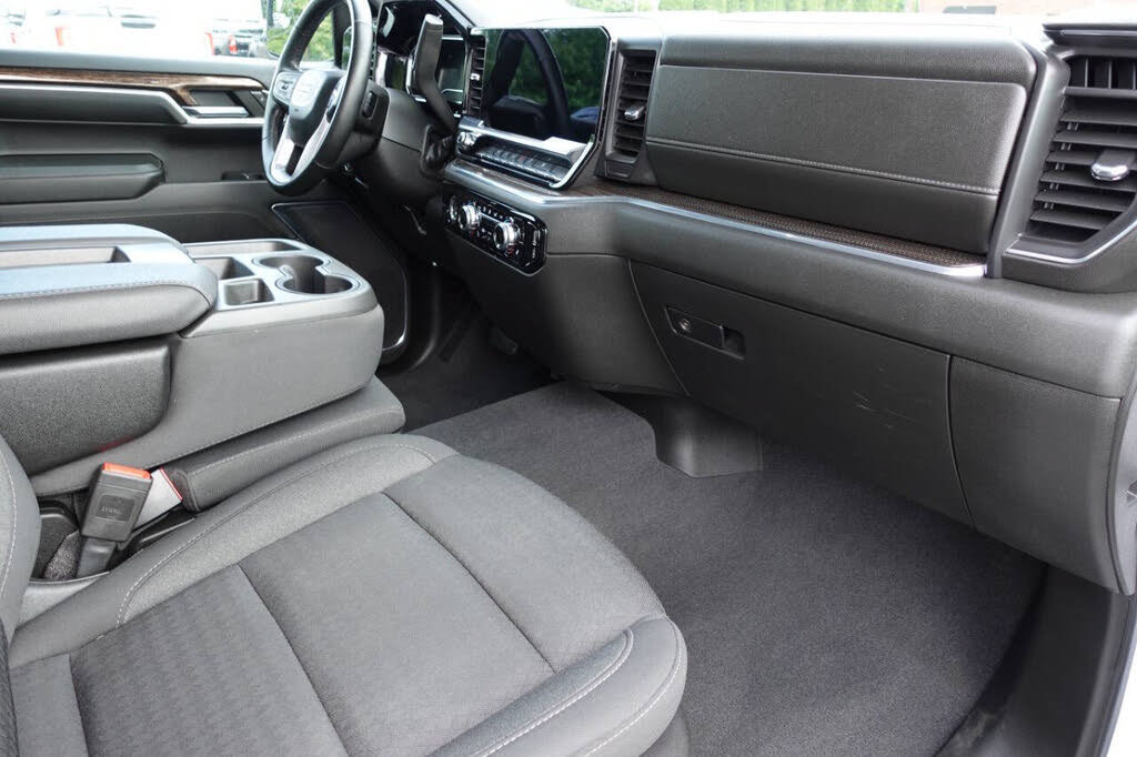 Used 2023 GMC Sierra 1500 Elevation AWD/4WD image 34