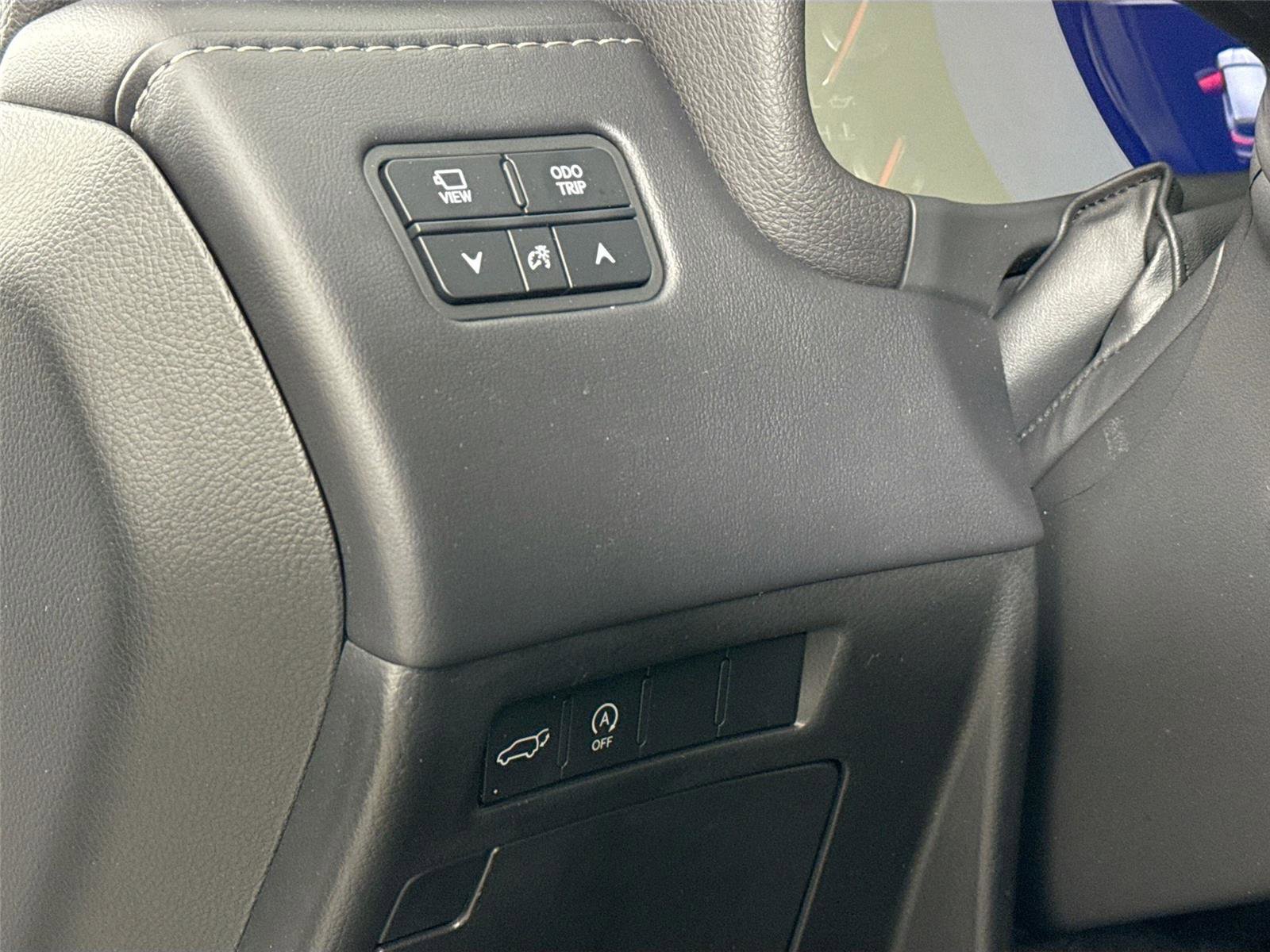 Used 2024 Lexus LX 600 F Sport image 16