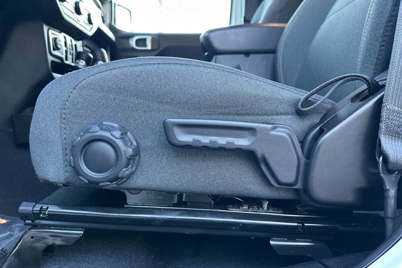 Used 2024 Jeep Gladiator Sport image 13