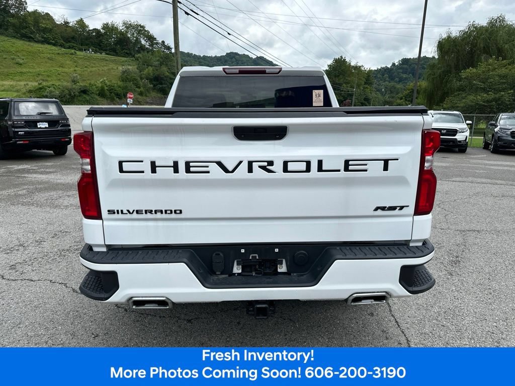 Used 2022 Chevrolet Silverado 1500 RST AWD/4WD image 4