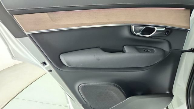 New 2026 Volvo XC90 T8 Core w/ Protection Package Premier AWD/4WD image 27