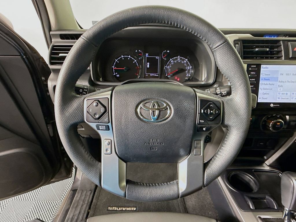 Used 2021 Toyota 4Runner SR5 Premium w/ Moonroof Package RWD image 11