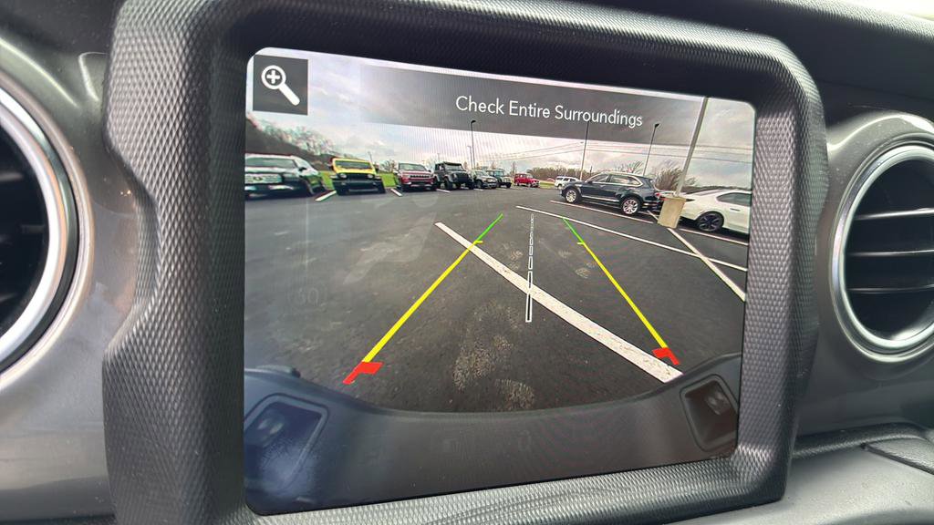 Used 2022 Jeep Gladiator Overland w/ Safety Group image 25