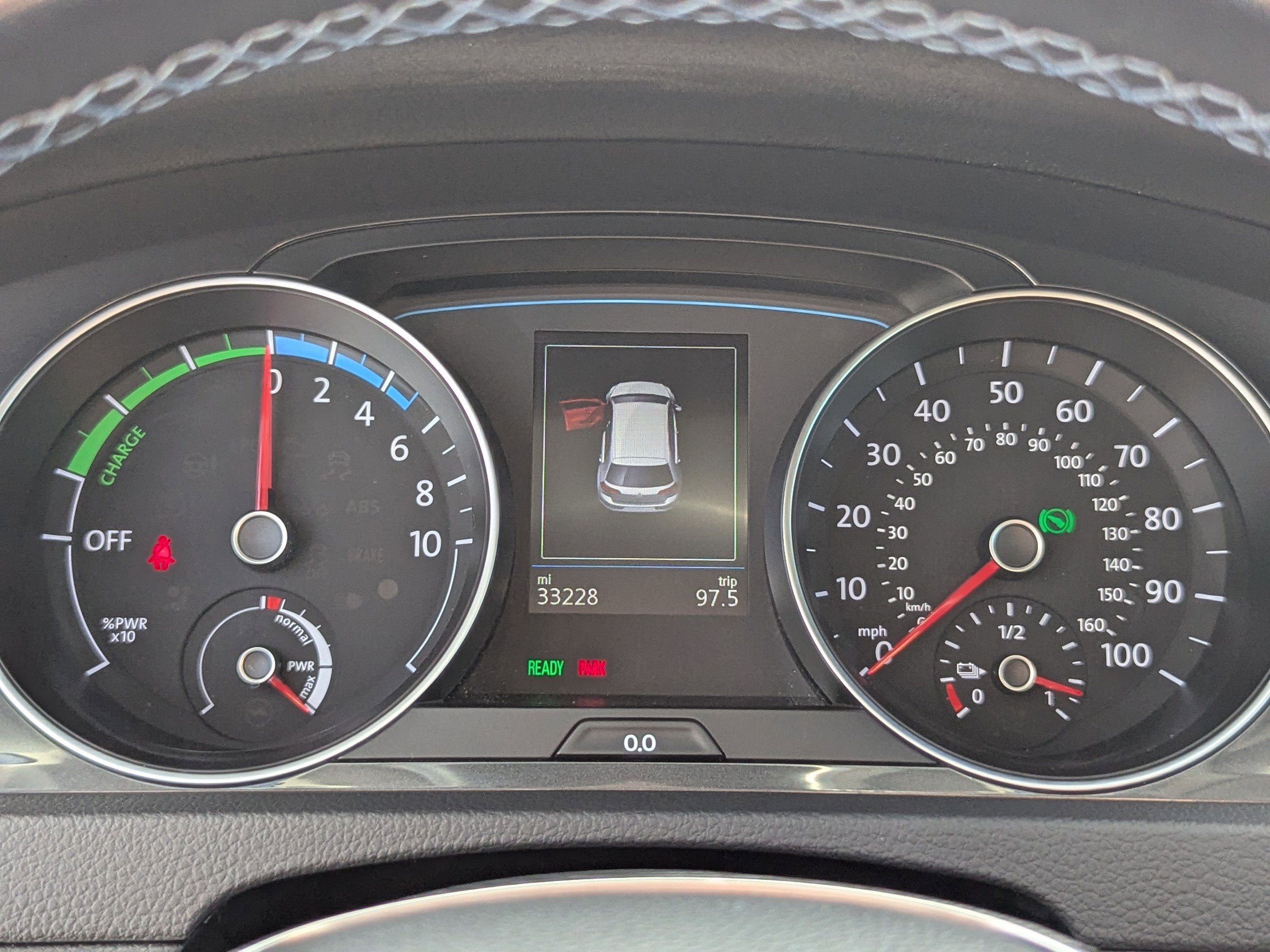 Used 2019 Volkswagen e-Golf SE w/ Driver Assistance Package image 28