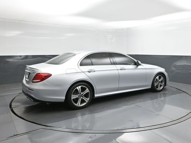 Used 2018 Mercedes-Benz E 300 image 11