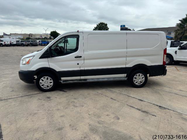 Used 2016 Ford Transit 250 130 Low Roof w/ Exterior Upgrade Package RWD image 4