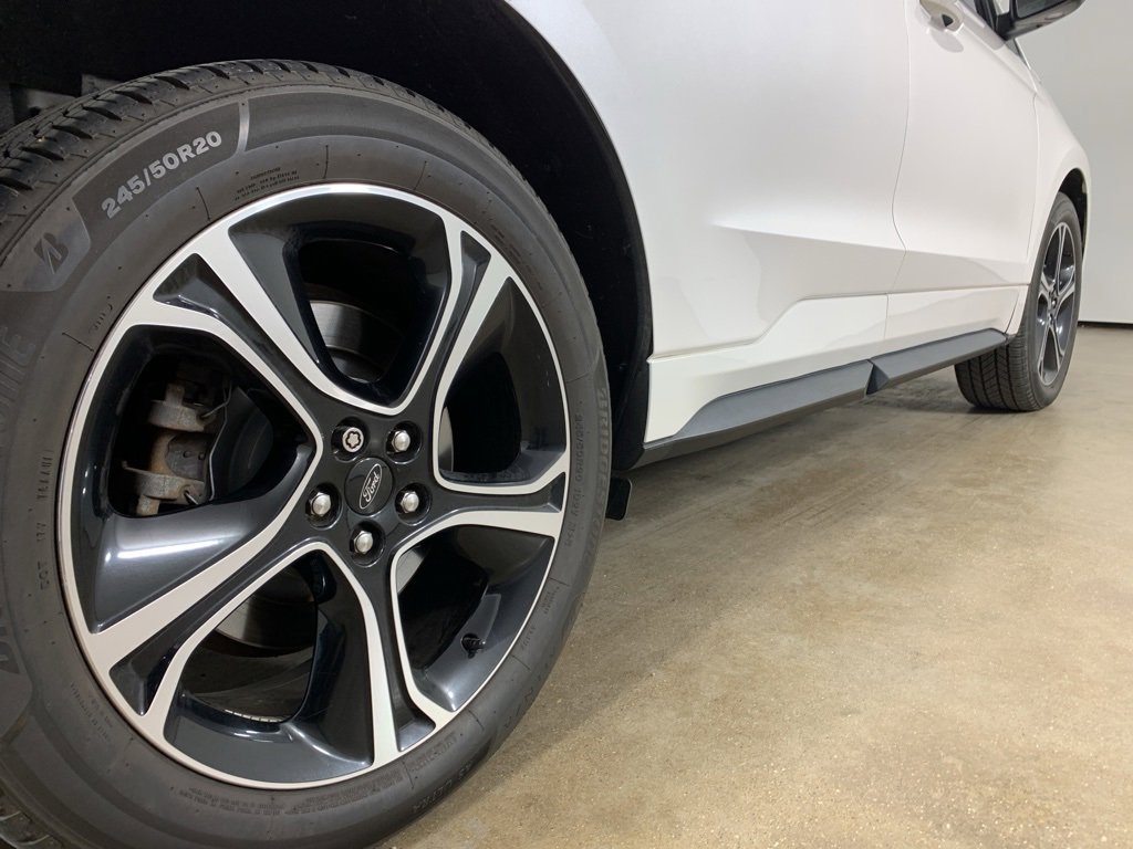 Used 2019 Ford Edge ST w/ Convenience Package image 9