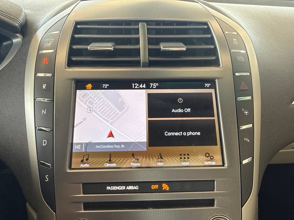 Used 2019 Lincoln MKZ Reserve w/ Luxury Package AWD/4WD image 17
