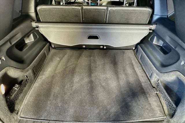 Used 2023 Mercedes-Benz EQB 300 4MATIC image 25