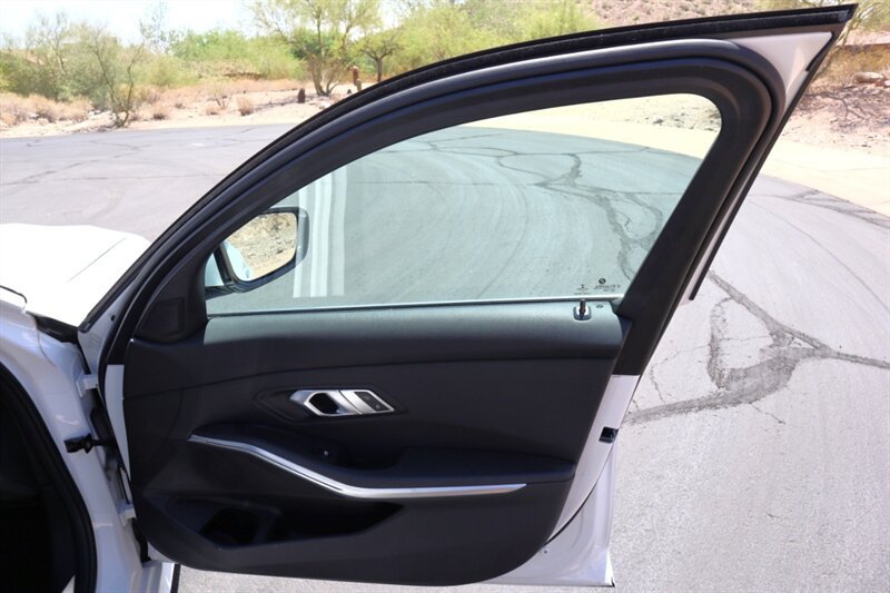 Used 2021 BMW 330e w/ Driving Assistance Package RWD image 14