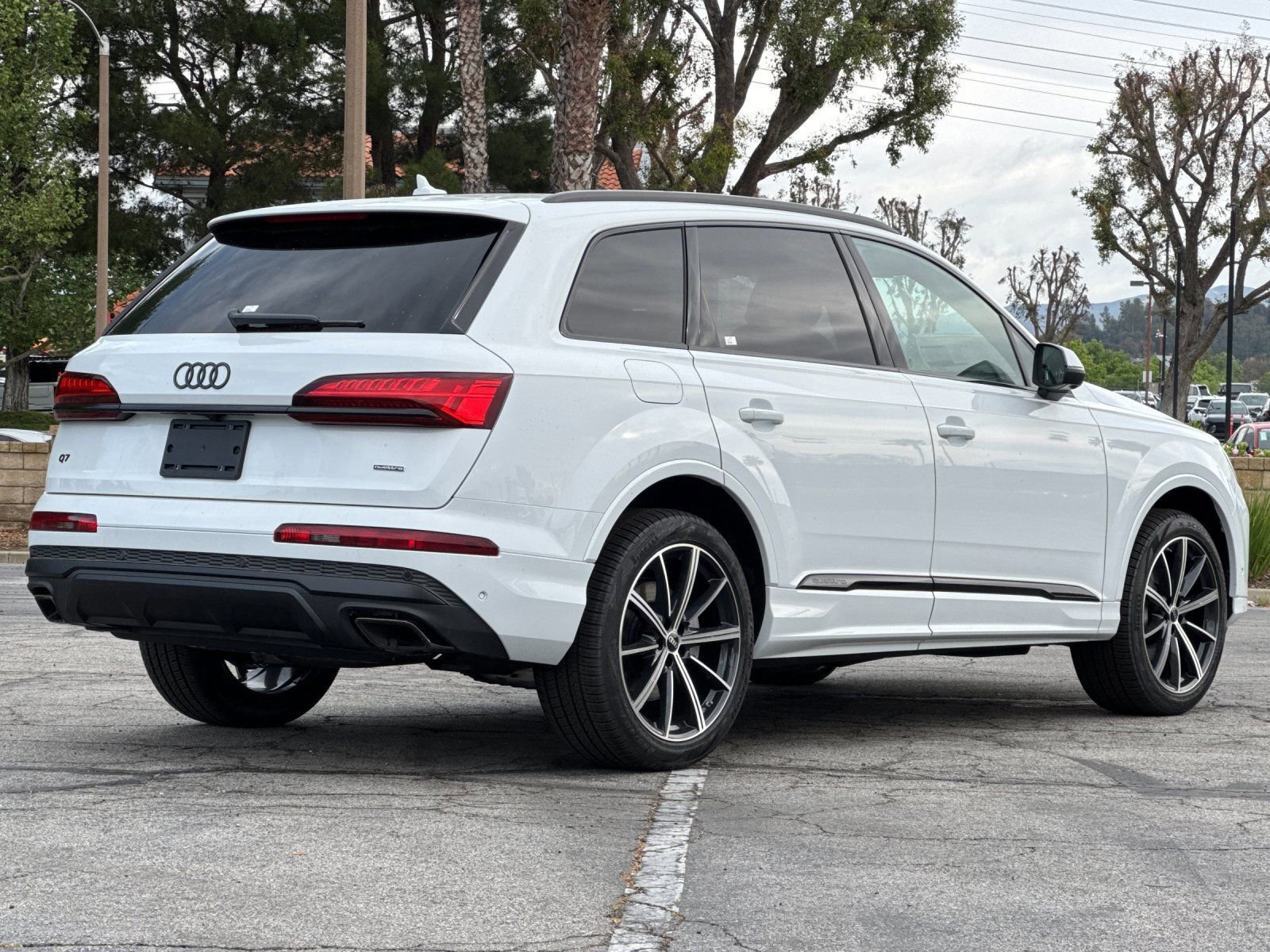 New 2026 Audi Q7 2.0T Premium Plus image 4