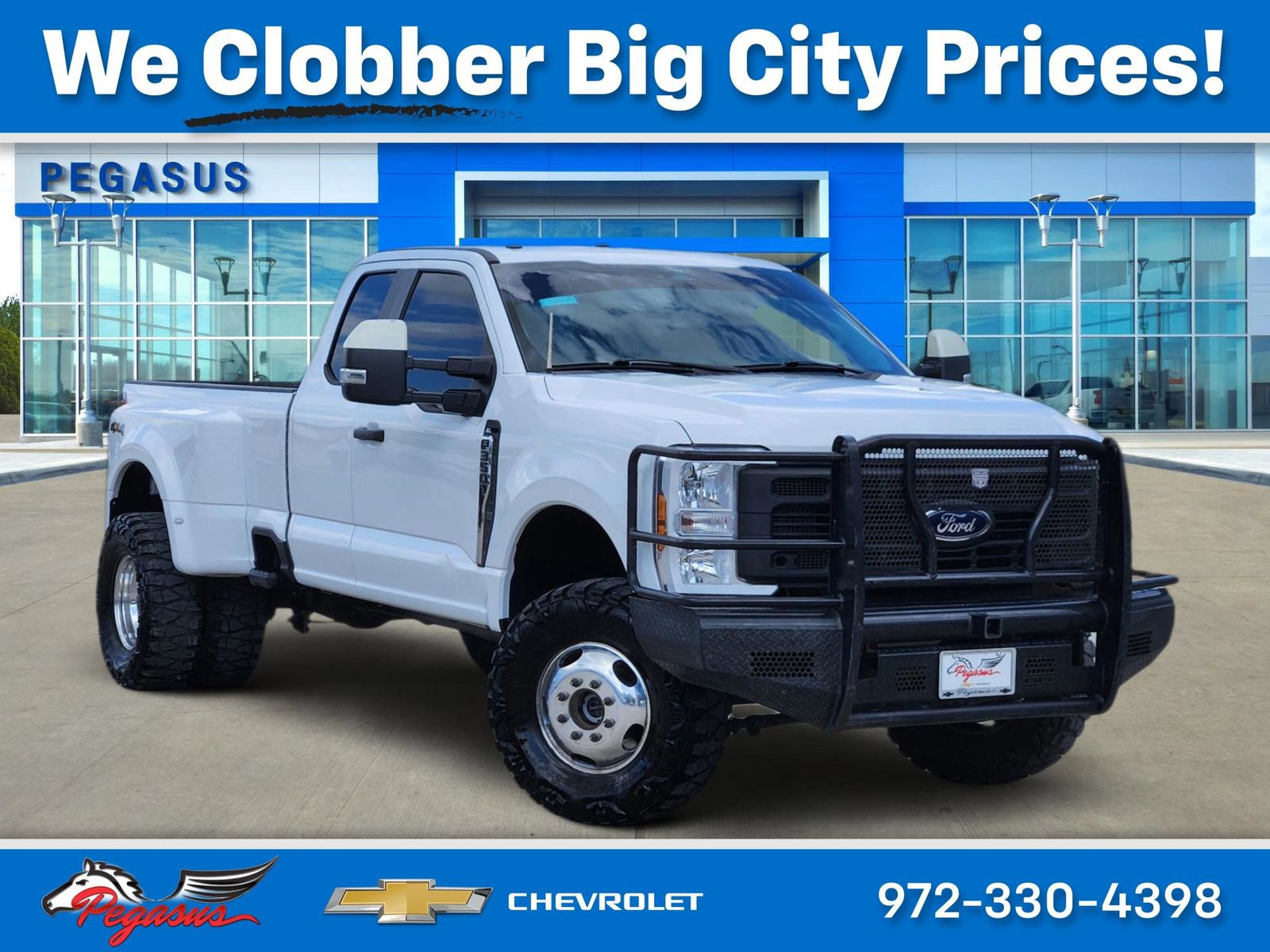 Used 2024 Ford F350 XL image 1