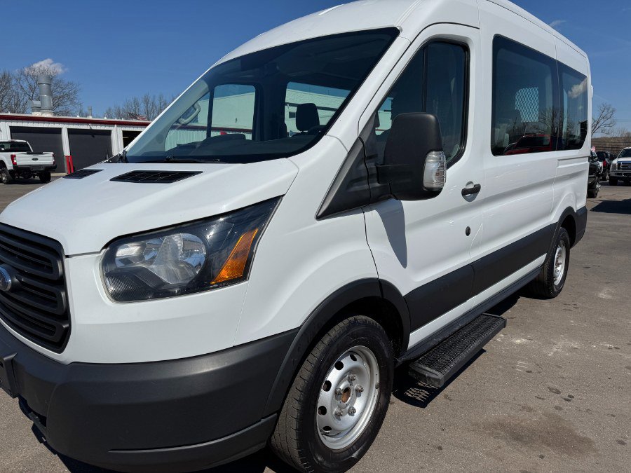 Used 2019 Ford Transit 150 XL image 9