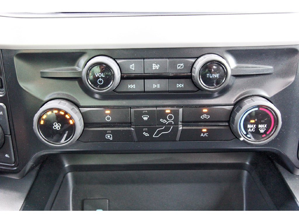 Certified 2024 Ford F250 XLT w/ FX4 Off-Road Package AWD/4WD image 29