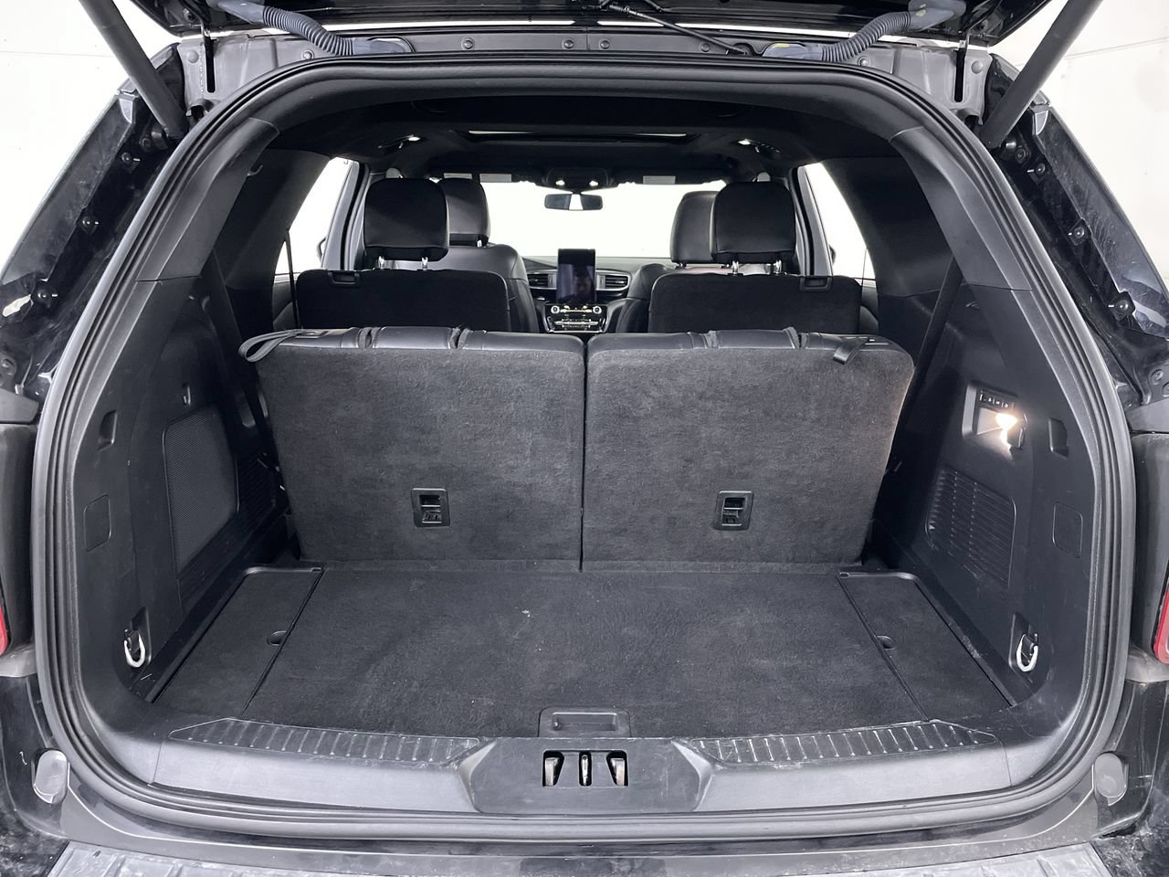 Used 2023 Ford Explorer ST w/ Equipment Group 401A AWD/4WD image 23