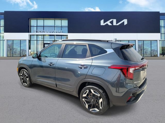 Used 2024 Kia Seltos SX w/ SX Sunroof Package AWD/4WD image 2