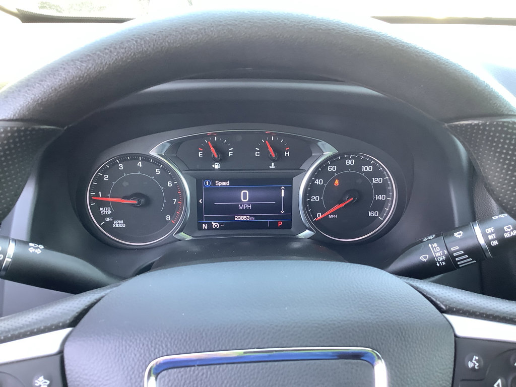 Used 2023 GMC Acadia SLE image 13