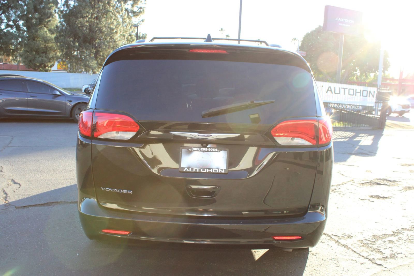 Used 2020 Chrysler Voyager Lxi image 35