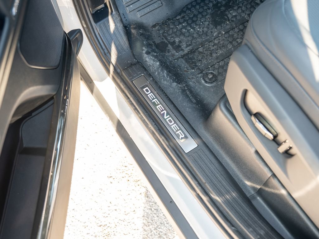 New 2026 Land Rover Defender 110 image 16