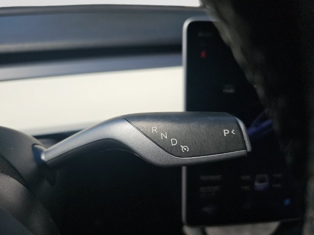 Used 2022 Tesla Model 3 Long Range AWD/4WD image 25