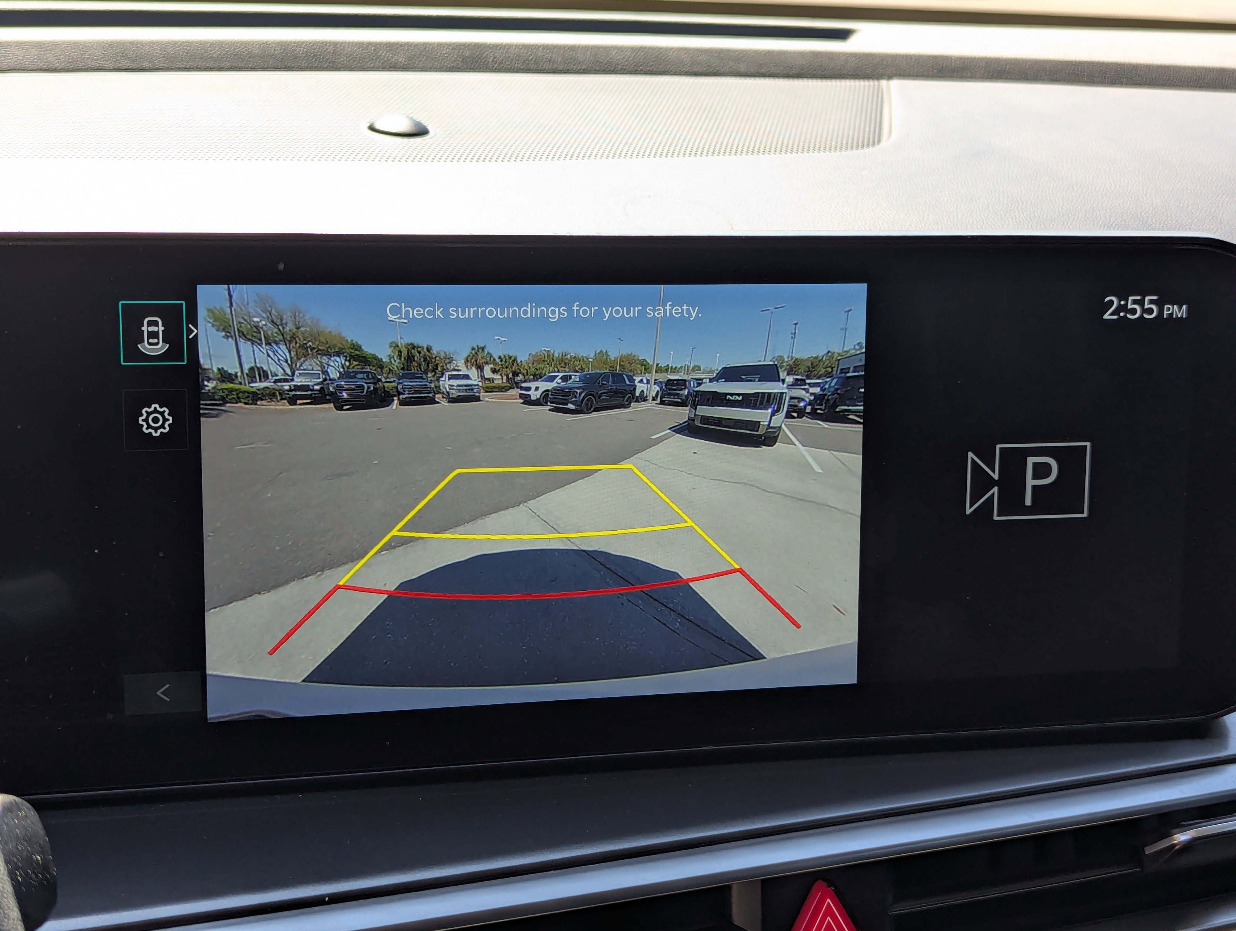 Certified 2025 Kia Sorento LX image 23