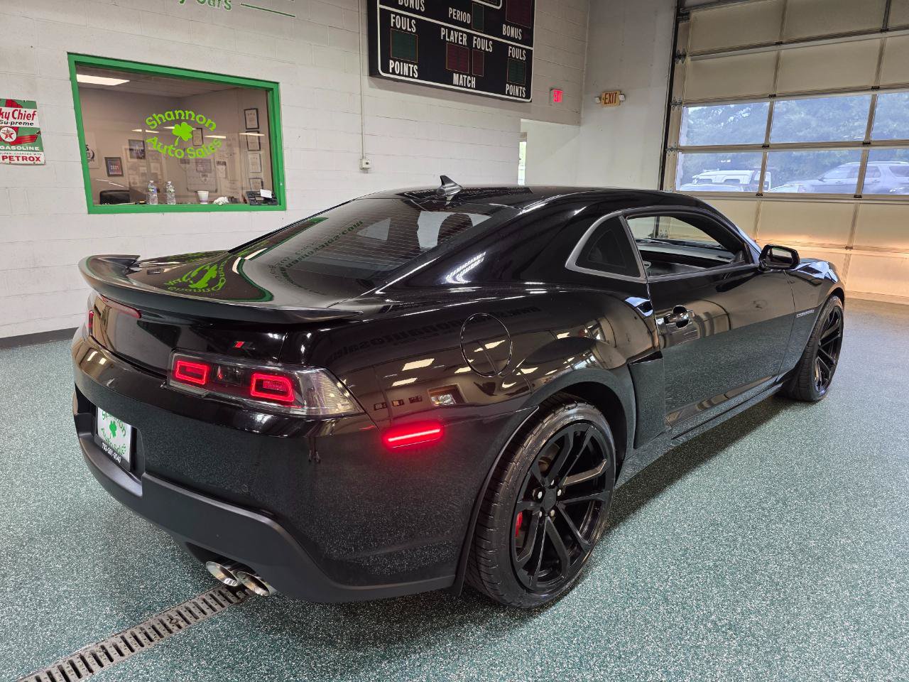 Used 2014 Chevrolet Camaro SS w/ SS Performance Package RWD image 6