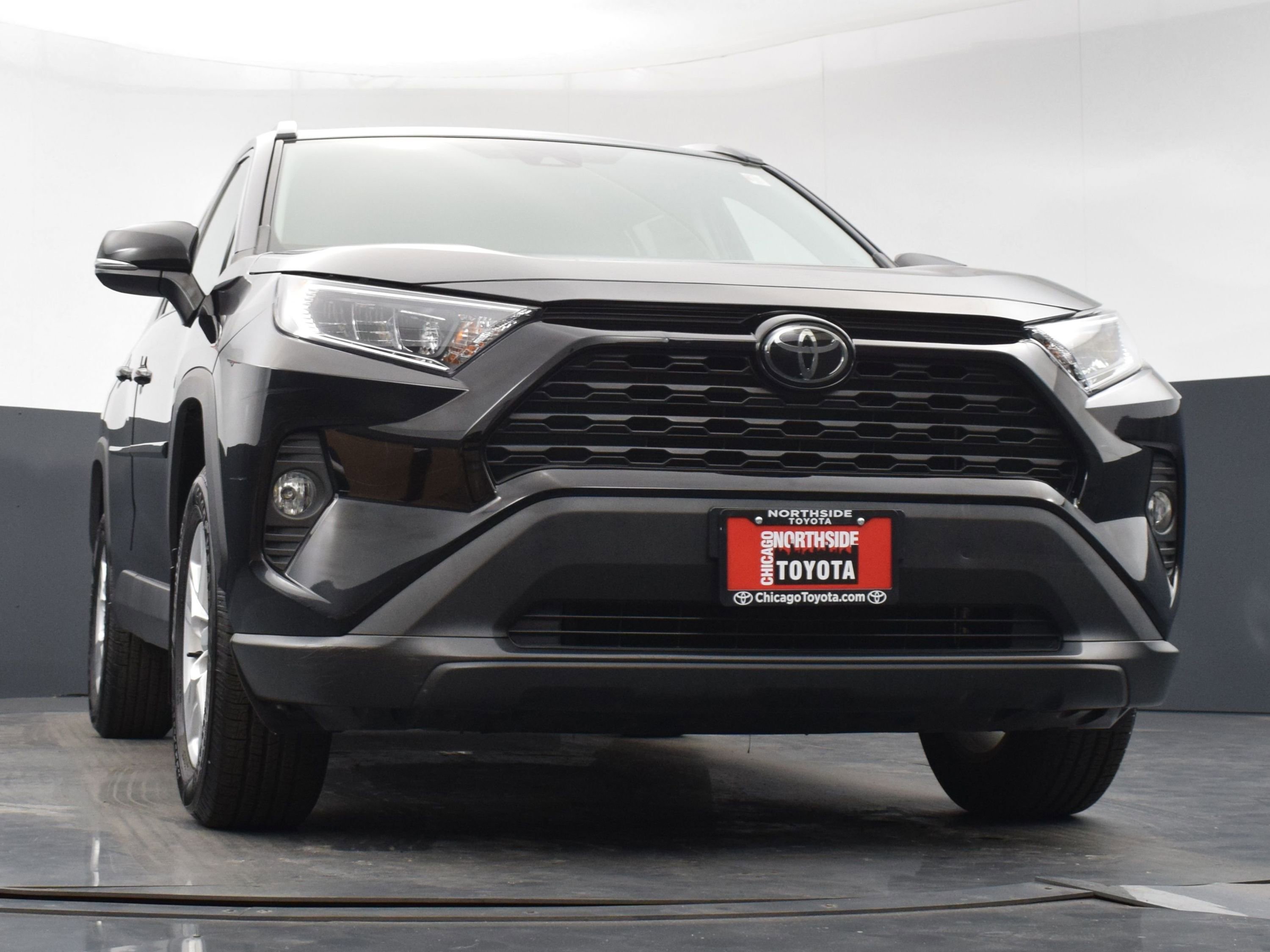 Used 2020 Toyota RAV4 XLE w/ All Weather Liner Package image 28