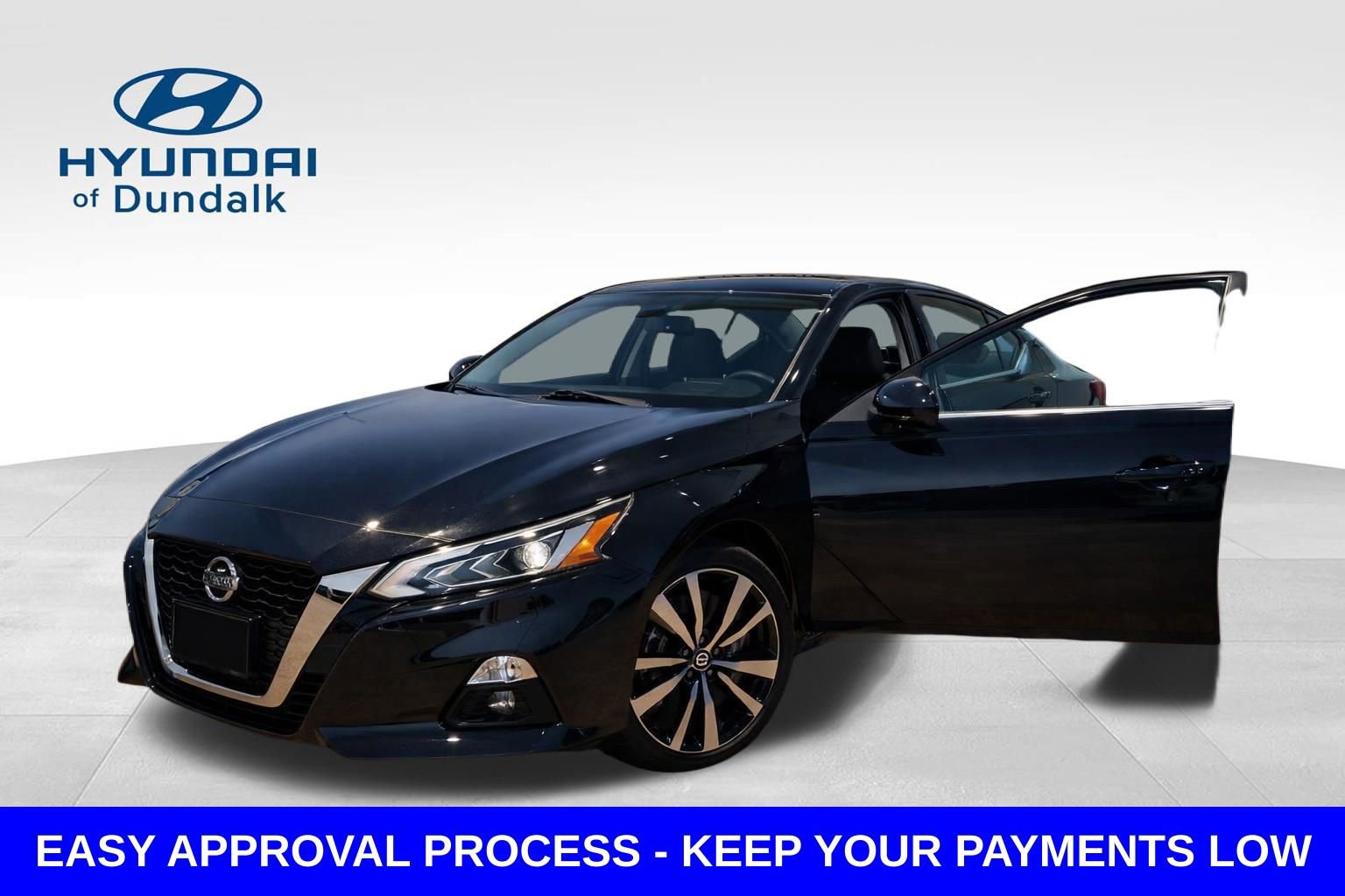 Used 2021 Nissan Altima 2.5 SR FWD image 1