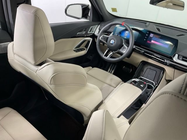 Certified 2025 BMW X1 M35i w/ Premium Package AWD/4WD image 30