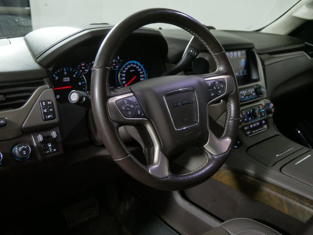 Used 2018 GMC Yukon Denali w/ Denali Ultimate Package image 14