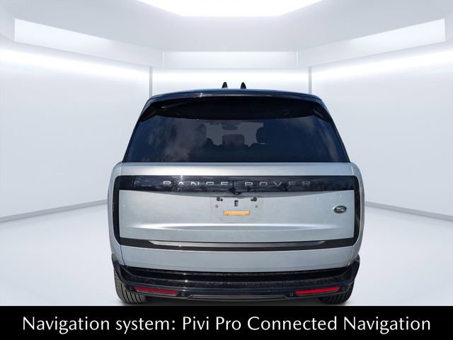 Used 2023 Land Rover Range Rover Long Wheelbase SE image 8