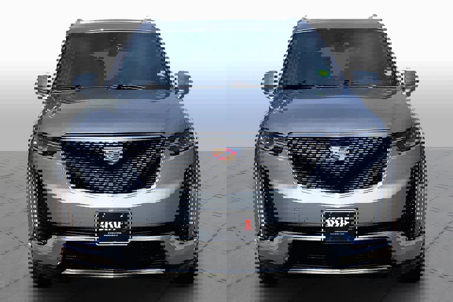 Used 2025 Cadillac XT6 Premium Luxury AWD/4WD image 4