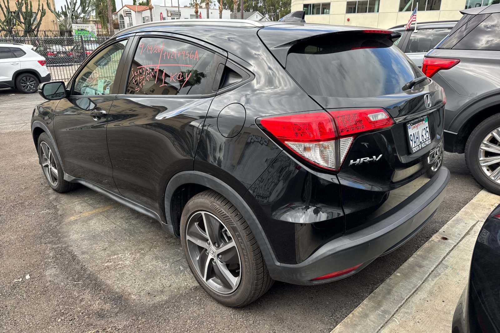 Used 2022 Honda HR-V EX image 6