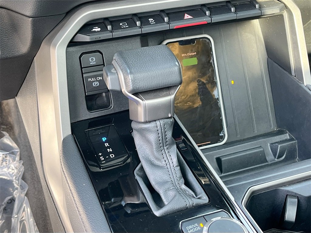 Used 2022 Toyota Tundra Limited image 15