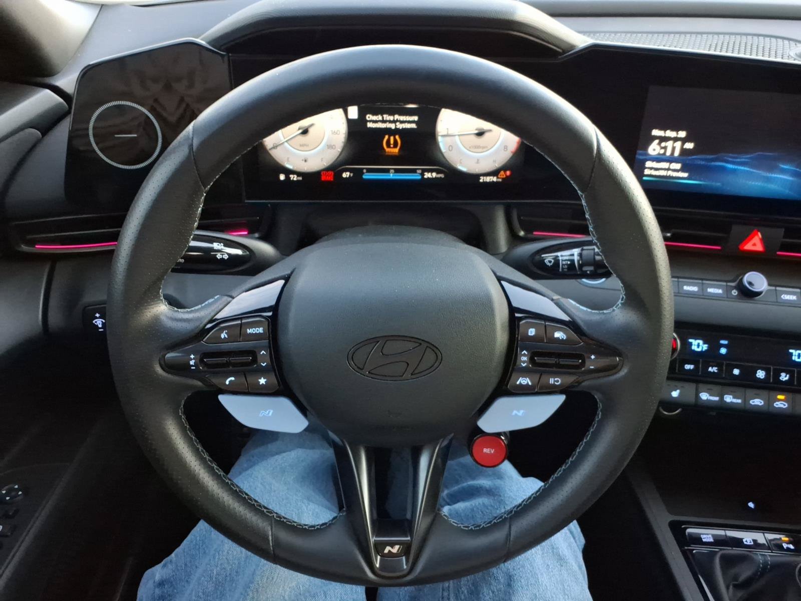 Used 2025 Hyundai Elantra N FWD image 22