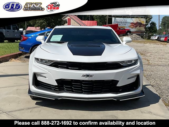 Used 2020 Chevrolet Camaro SS image 2