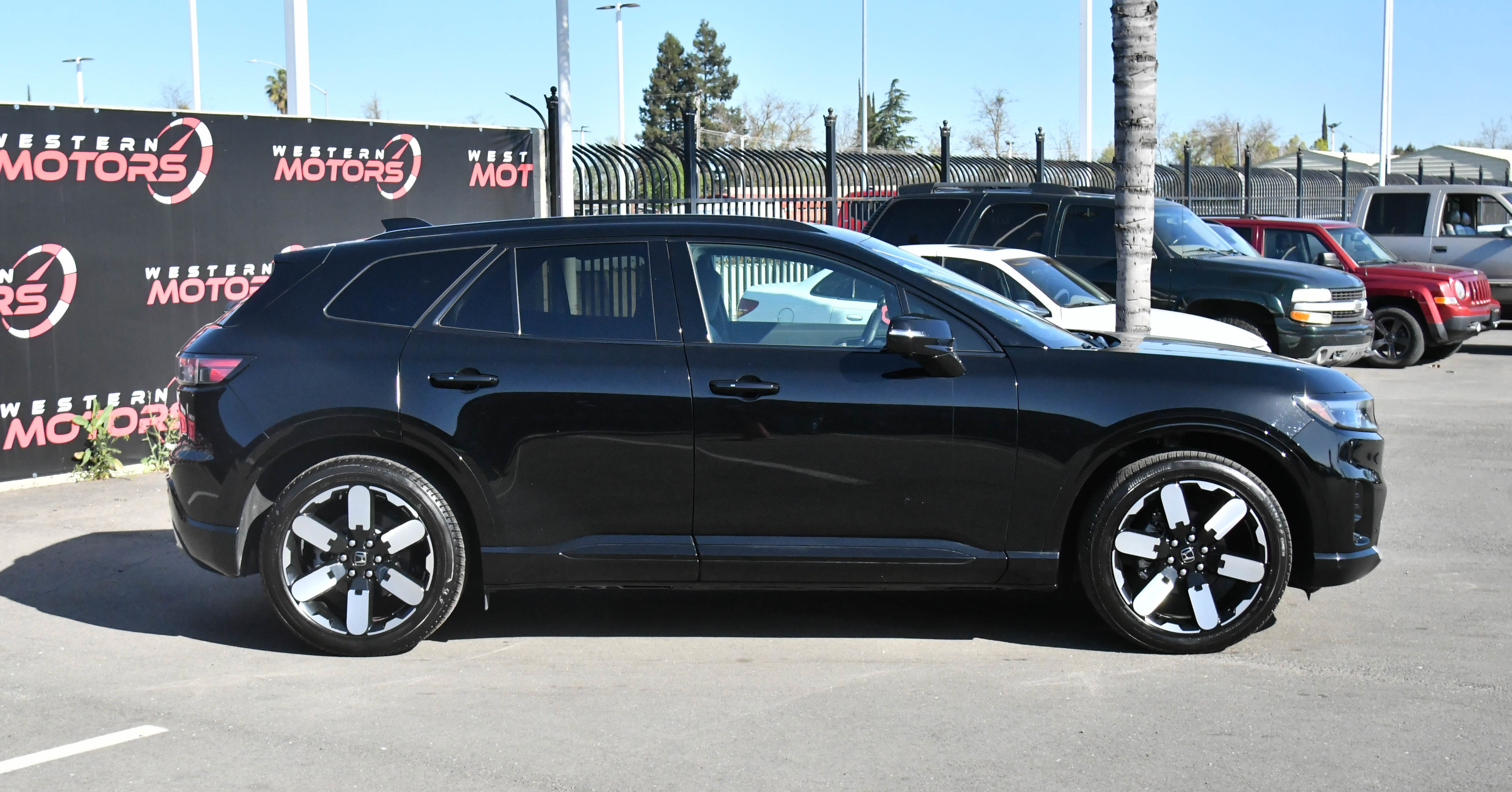 Used 2024 Honda Prologue Elite image 9