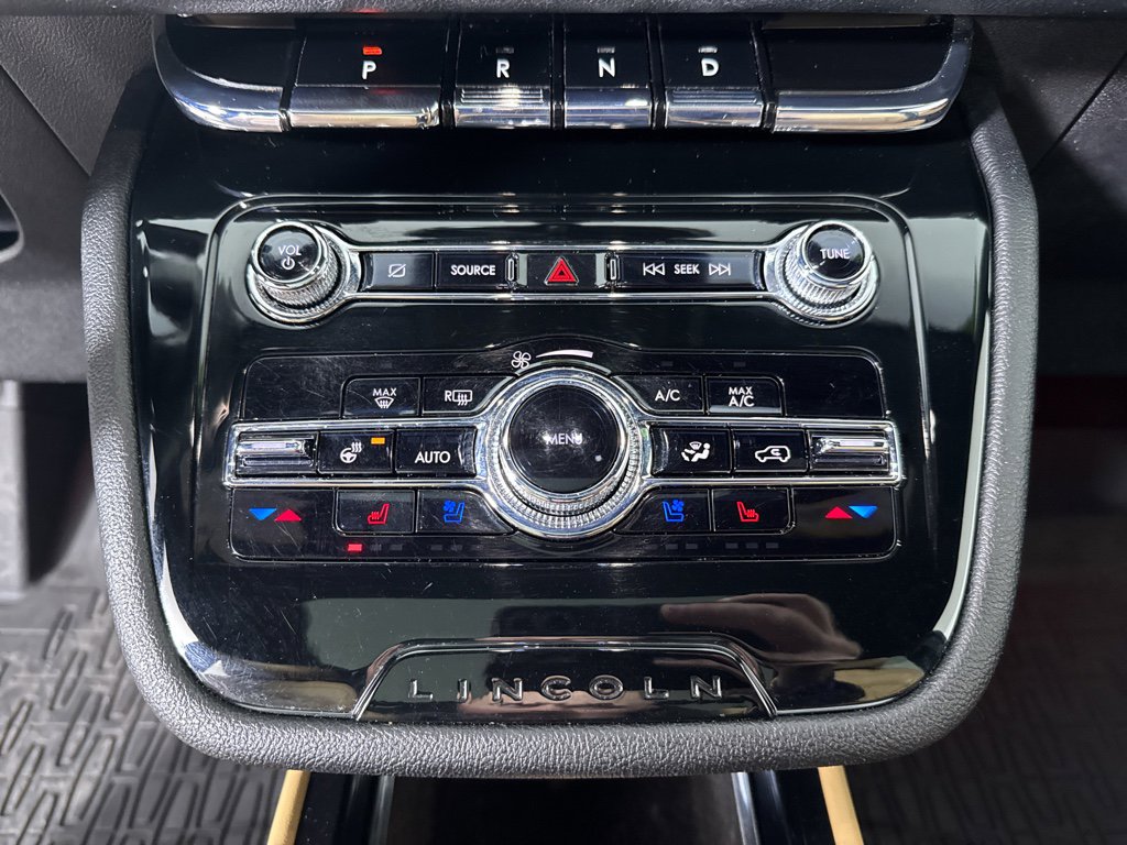 Used 2022 Lincoln Corsair Reserve w/ Equipment Group 201A image 22