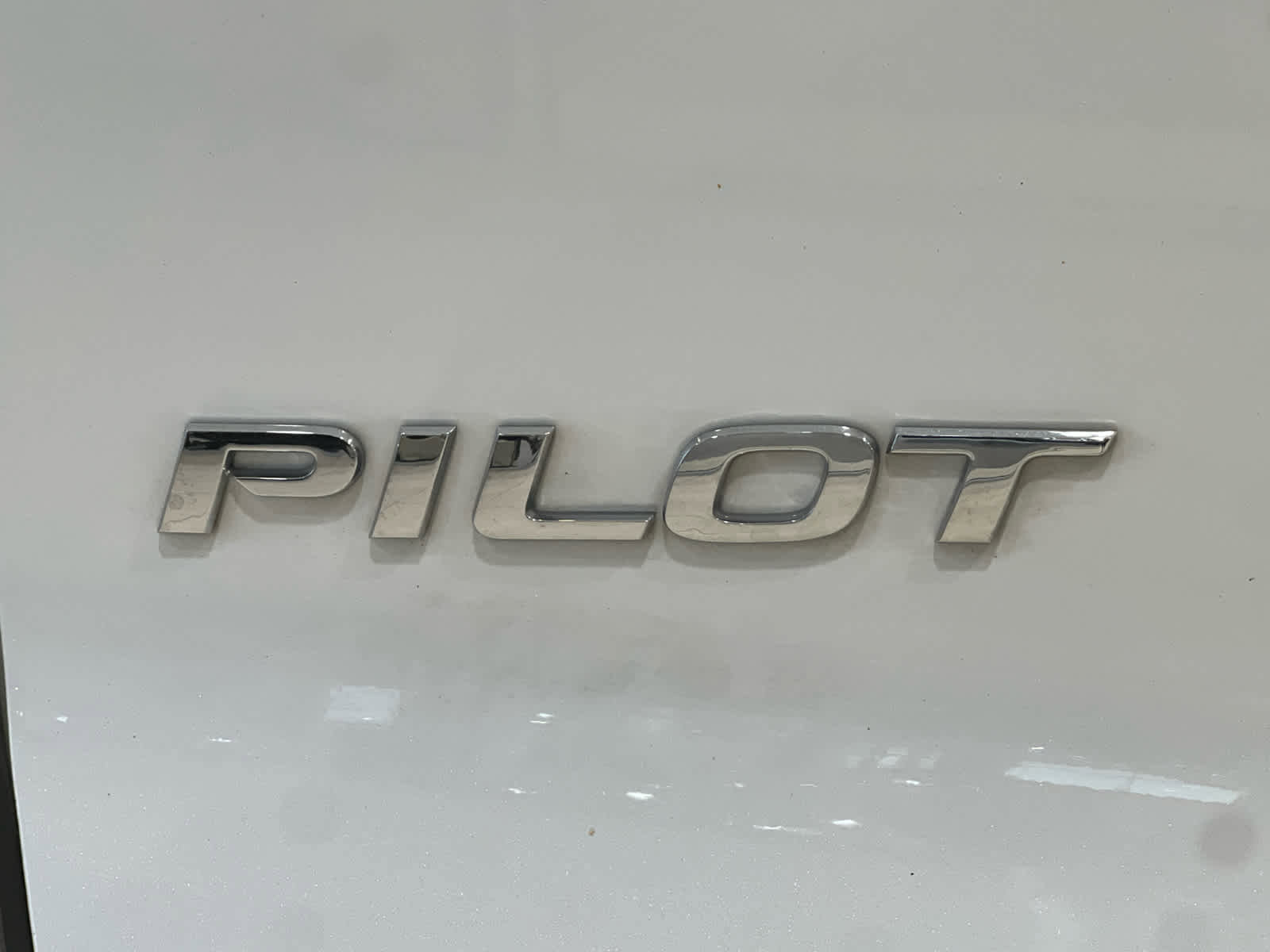 Used 2021 Honda Pilot Touring image 7