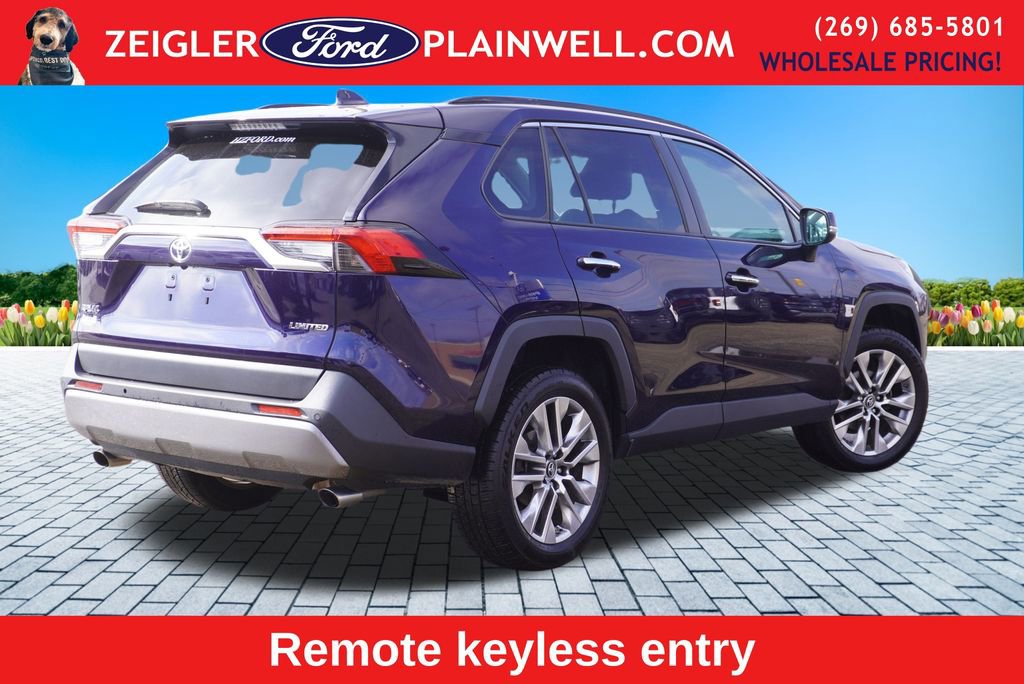 Used 2019 Toyota RAV4 Limited image 5