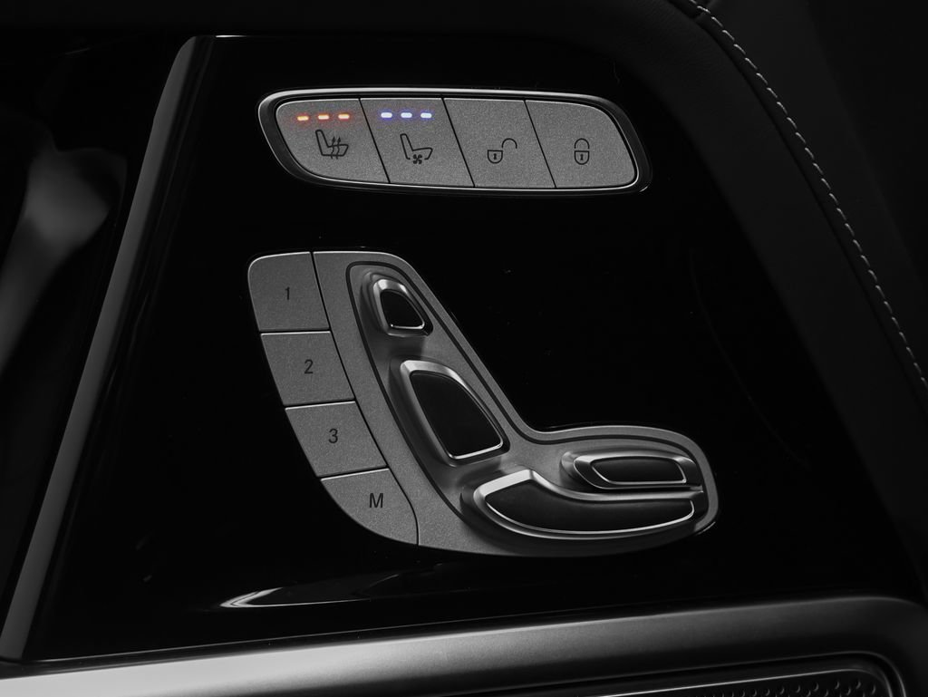 Used 2021 Mercedes-Benz G 550 image 36