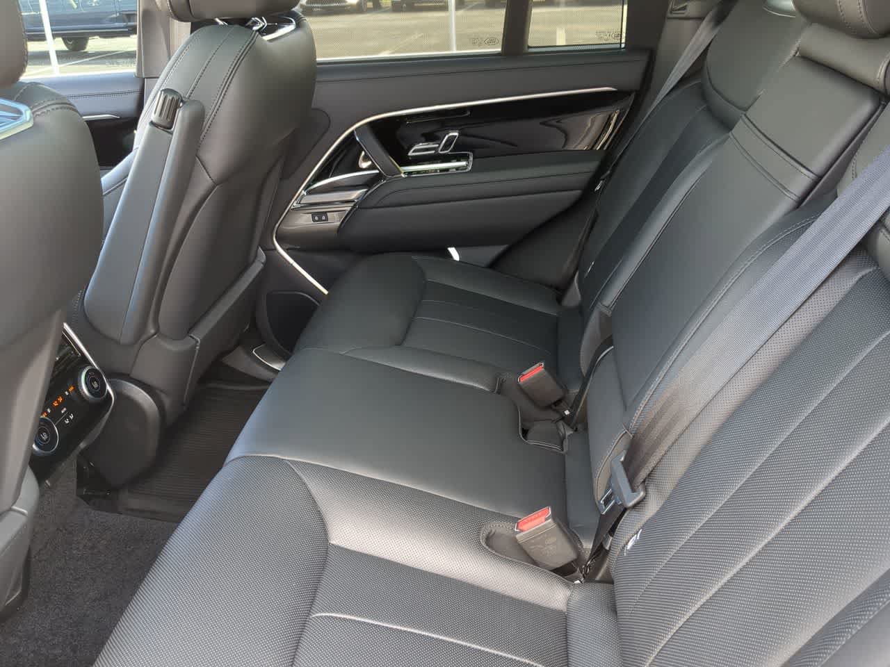 Certified 2023 Land Rover Range Rover SE AWD/4WD image 21