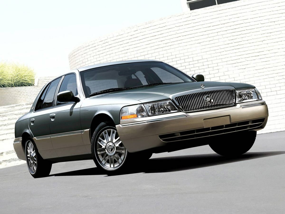 Used 2005 Mercury Grand Marquis LS RWD image 1