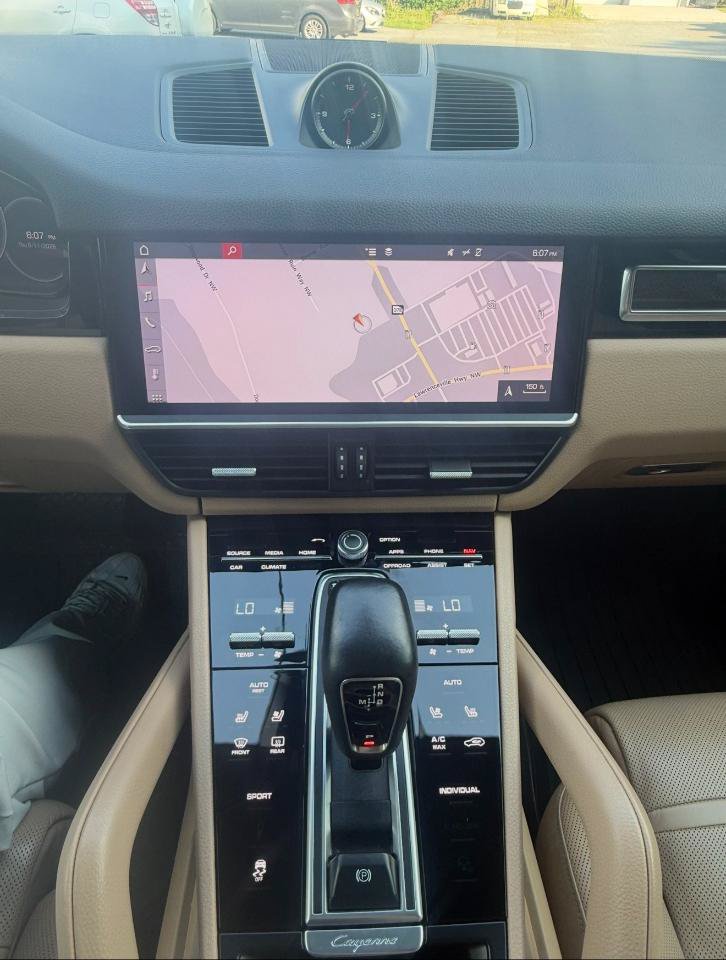 Used 2019 Porsche Cayenne AWD/4WD image 19