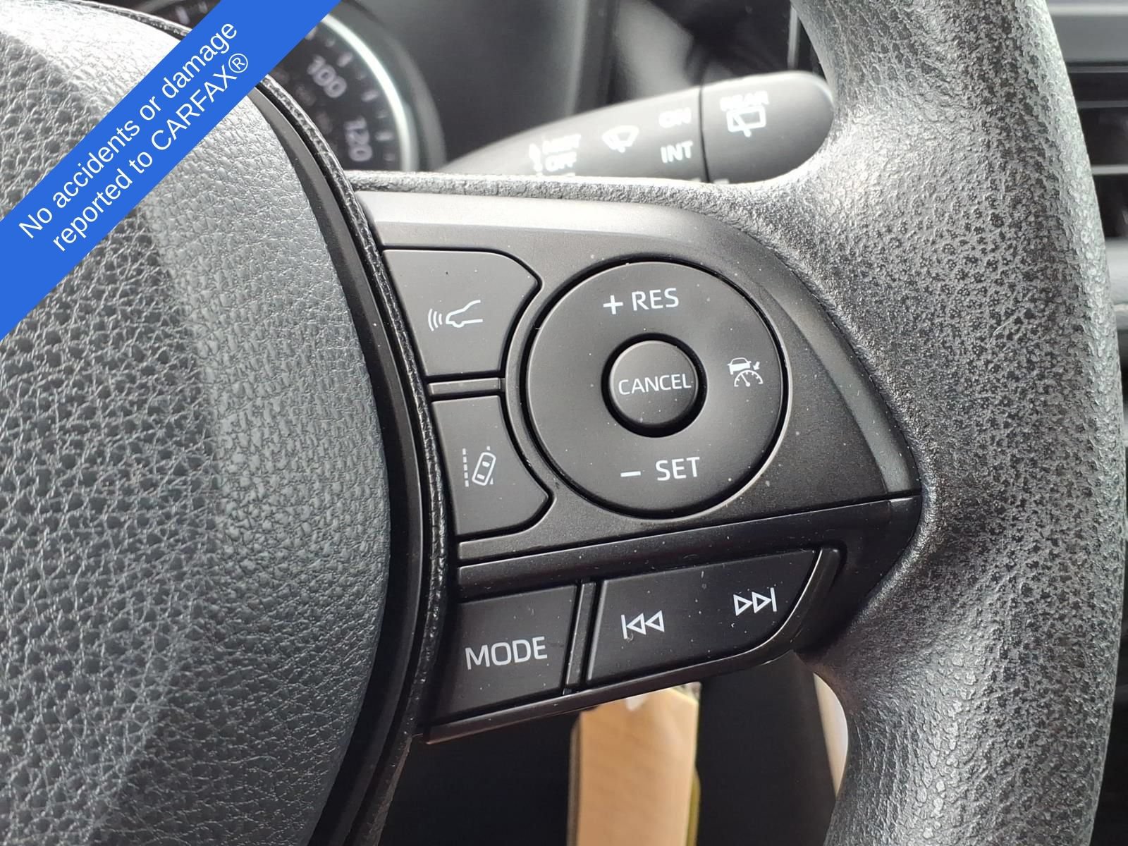 Used 2019 Toyota RAV4 LE AWD/4WD image 30